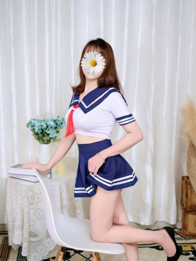 Bống Xinh – Cô bé đáng yêu cá tính, môi xinh mút cực sướng tại Sài Gòn